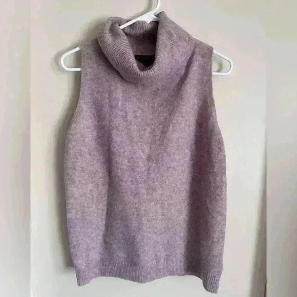 Guess size  large pink turtleneck tank - Picture 1 of 4